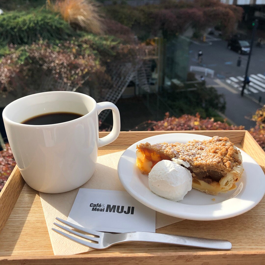 Cafe MUJI二子玉川】新デザート「不揃いりんごとシナモンのパイと